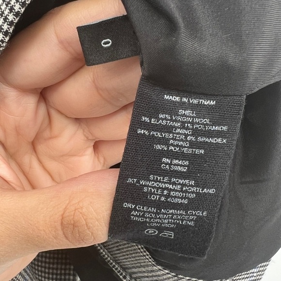 Theory Plaid Blazer Size 0 - Picture 11 of 11